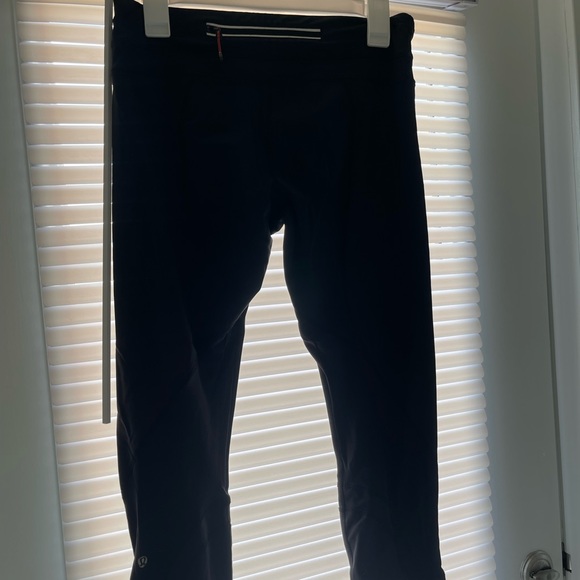 Crop Lululemon Leggings - Picture 6 of 8